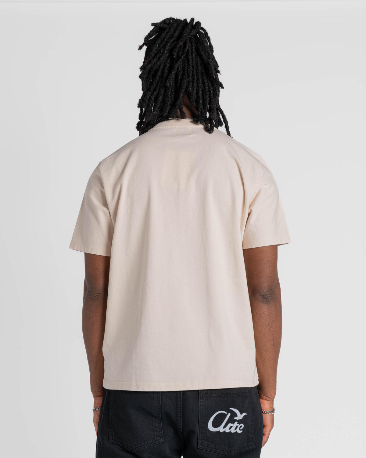Tシャツ・カットソー Arte Antwerp SS25 3X ARTE LOGO T-SHIRT (SS25 102T CREAM) Arte Antwerp Multi Logo T-Shirt | SS25-102T | AFEW STORE